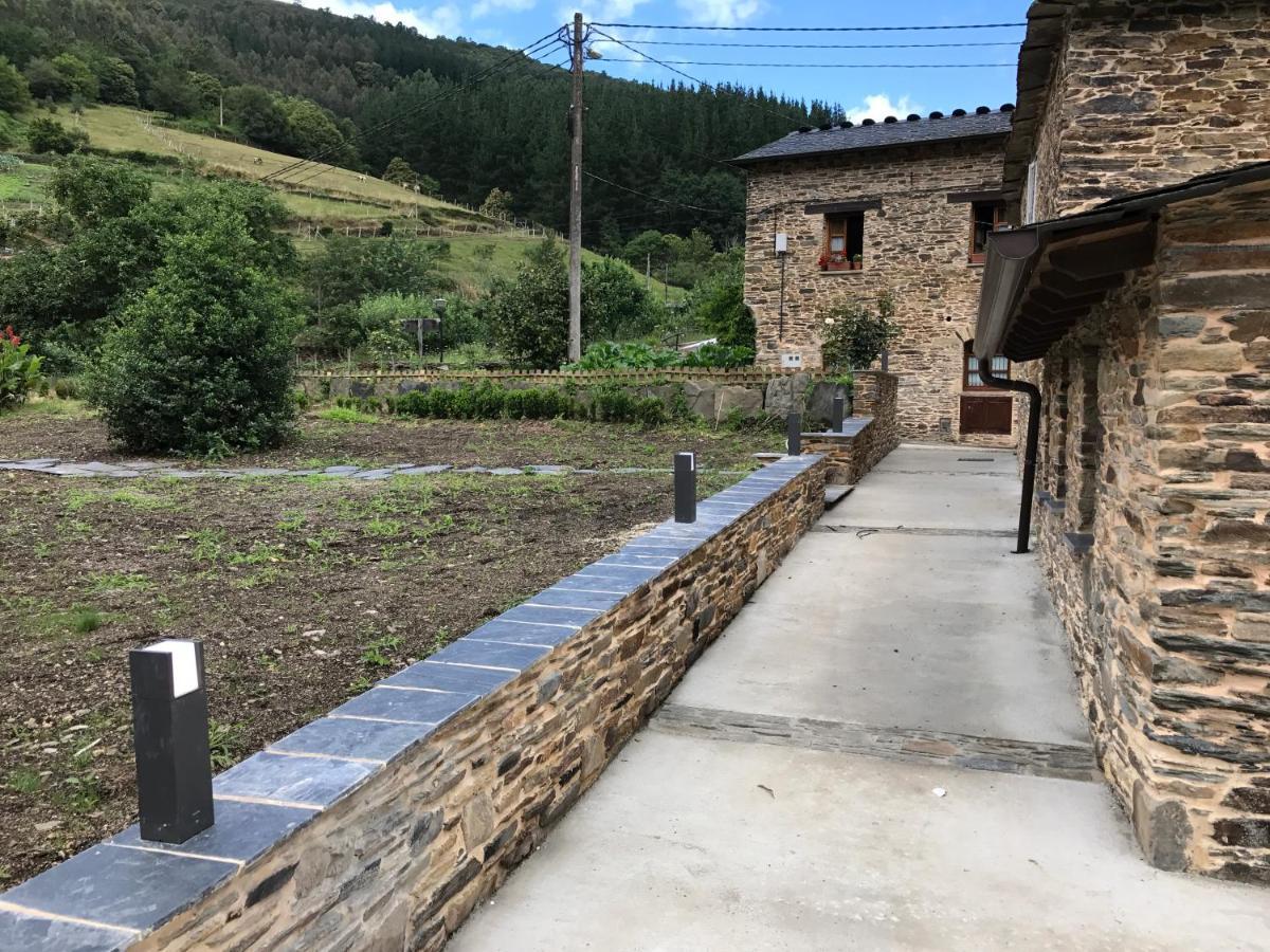 Casas Rurales Tareira En Taramundi Buitenkant foto